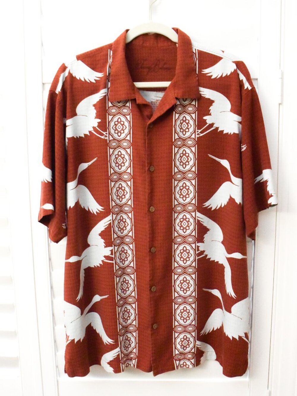 *Tommy Bahama* 100% Silk - Rust Red/Terracotta White Crane Bird Print, size XL